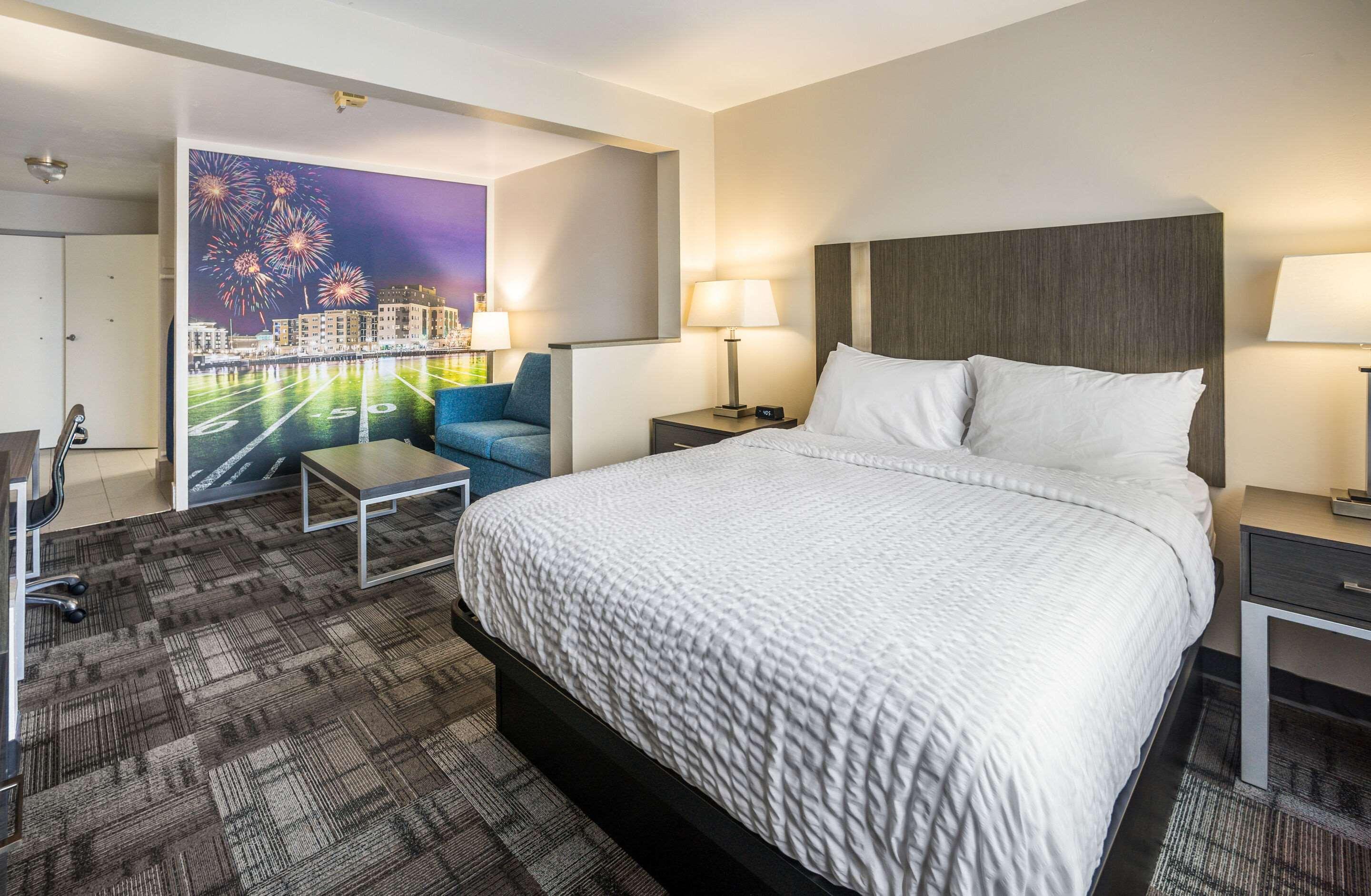 Americinn By Wyndham Green Bay Near Stadium Экстерьер фото