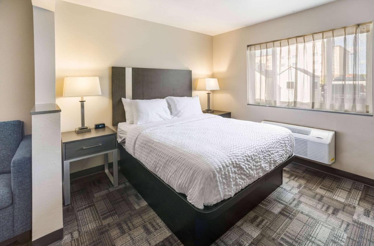 Americinn By Wyndham Green Bay Near Stadium Экстерьер фото