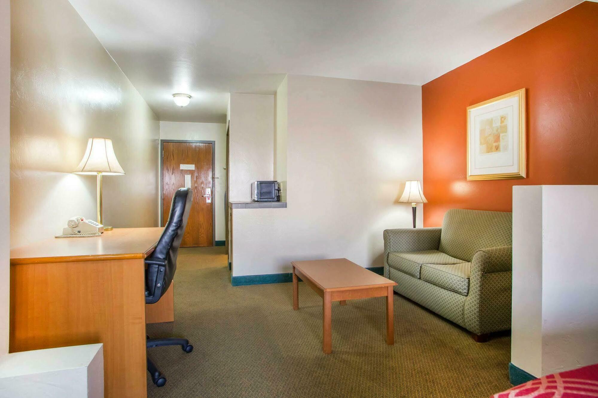 Americinn By Wyndham Green Bay Near Stadium Экстерьер фото